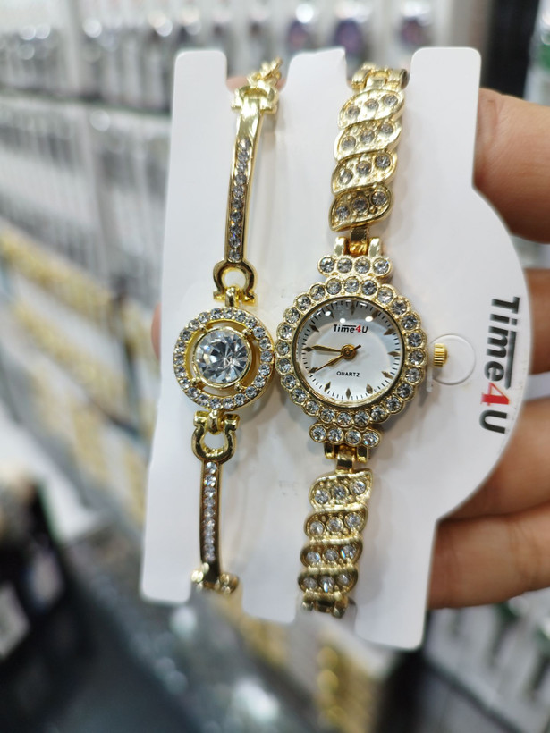 ست ساعت زنانه و دستبند TIME4U نگینی خاص