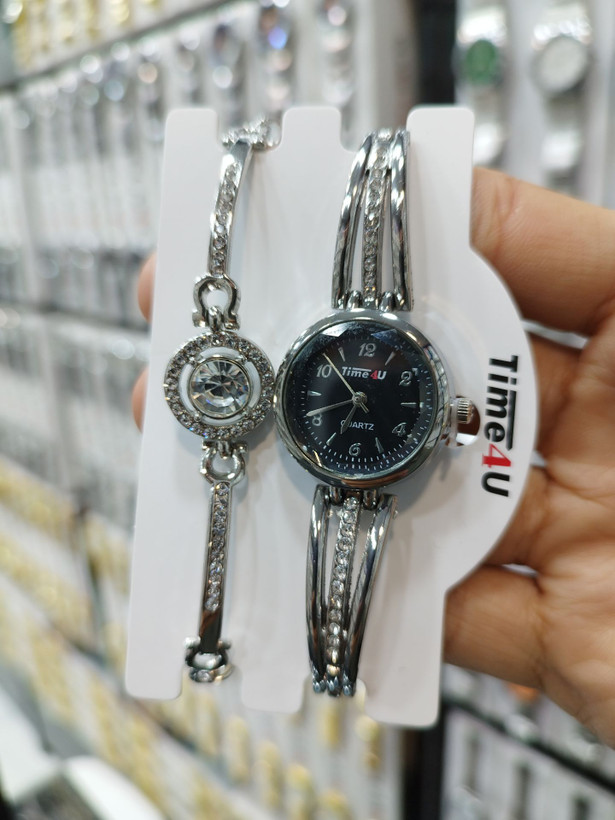 ست ساعت زنانه و دستبند TIME4U نگینی خاص